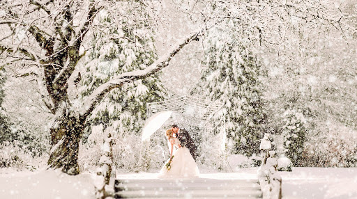 Pre a proti svadby v zime