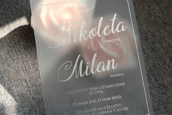 transparentné svadobné oznámenie