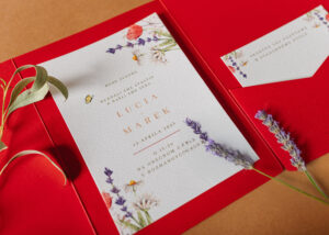 rozkladacie svadobné oznámenie červené