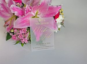 svadobné oznámenie transparentné s metalickou razbou