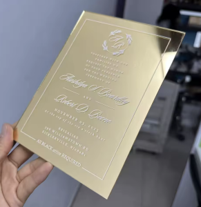 zrkadlové akrylové svadobné oznámenie